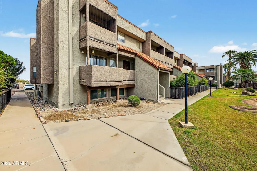 Real Estate Picture 1