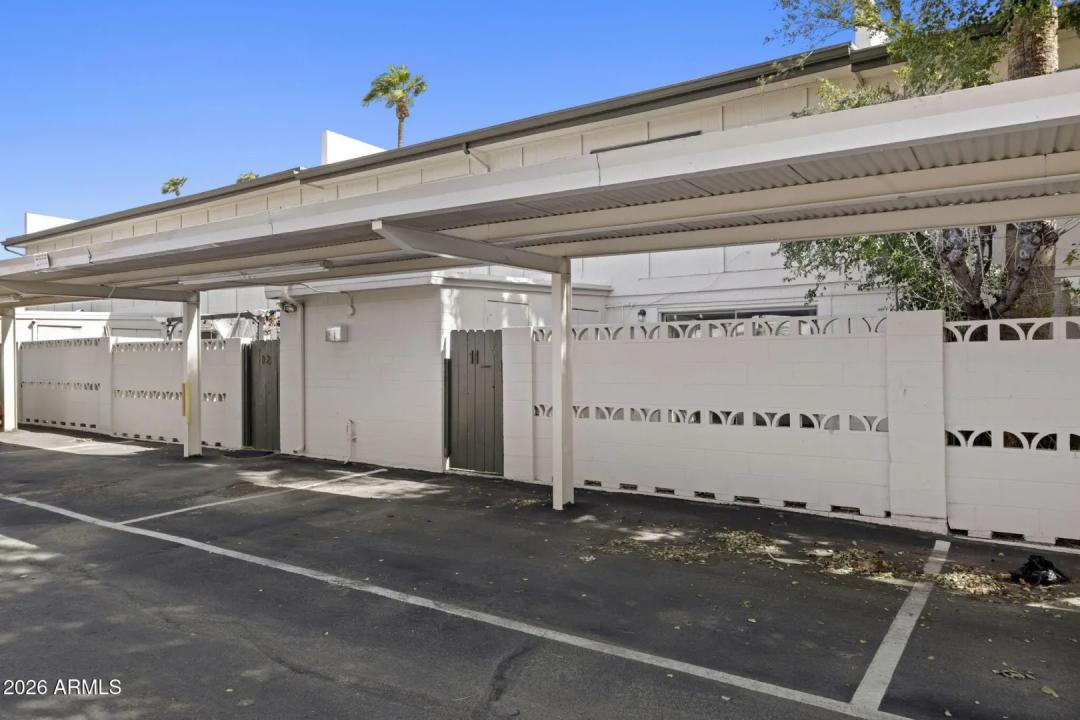 Real Estate Picture 25