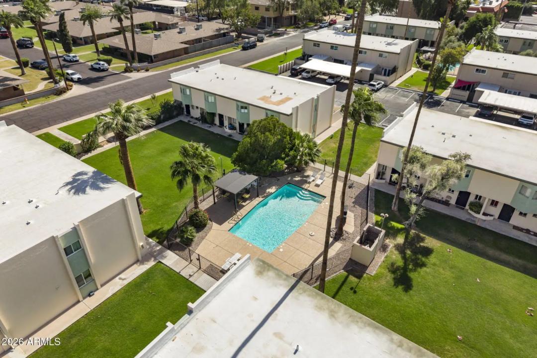 Real Estate Picture 27