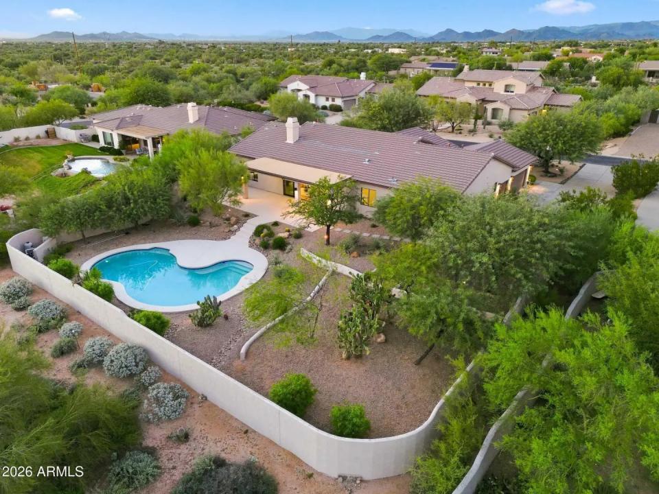 Real Estate Picture 46