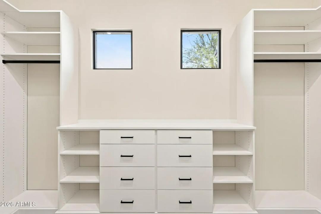 Real Estate Picture 30