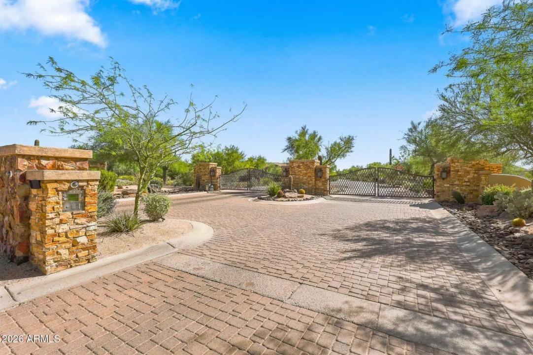 Real Estate Picture 53