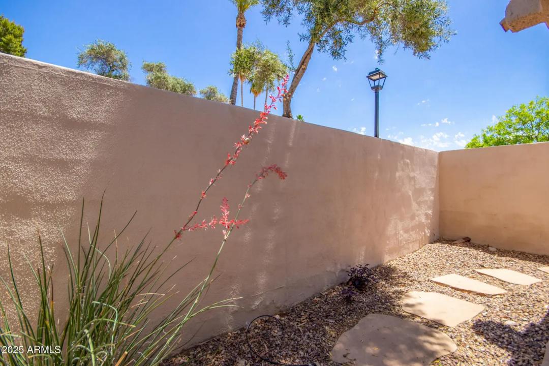 Real Estate Picture 27