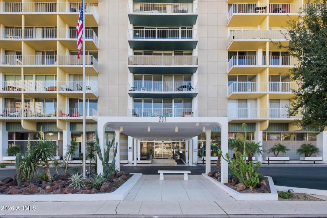 Real Estate Picture 26