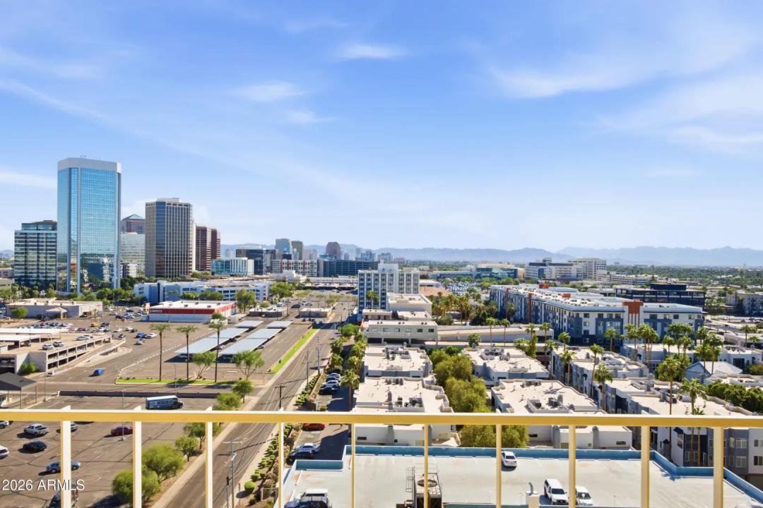 Real Estate Picture 17