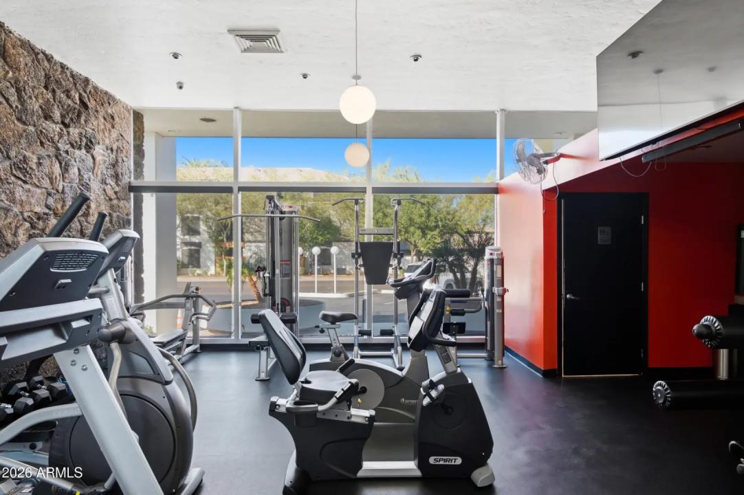 Real Estate Picture 32