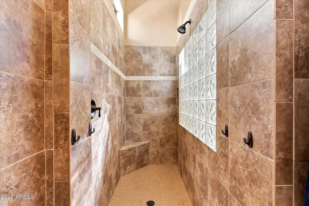 Real Estate Picture 40