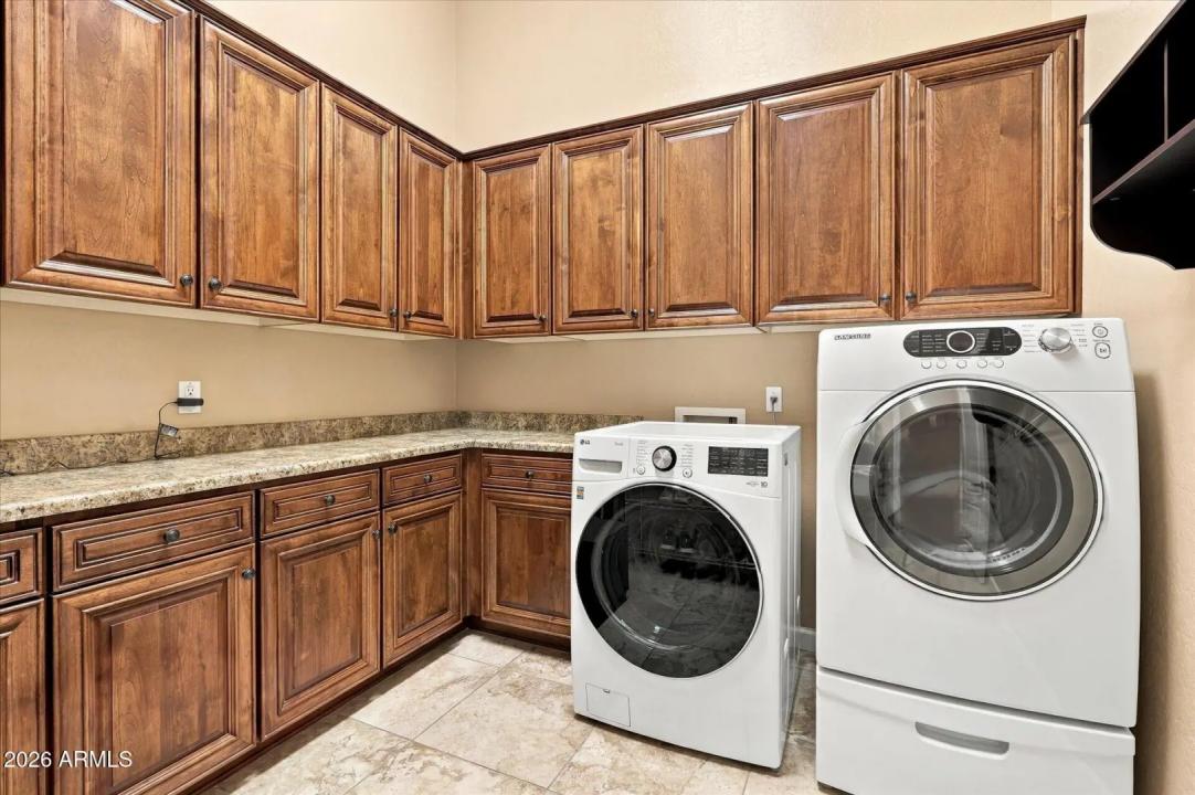 Real Estate Picture 45