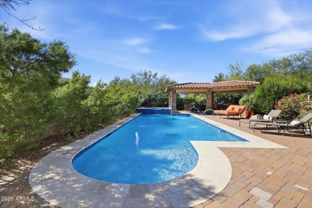 Real Estate Picture 52