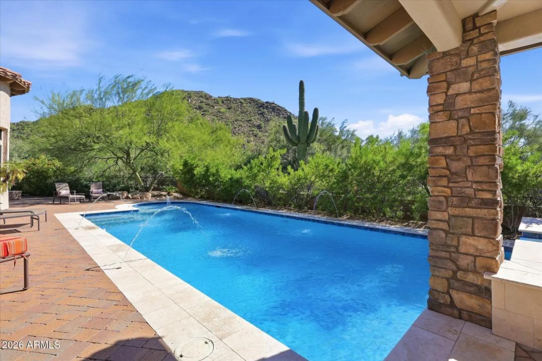 Real Estate Picture 56