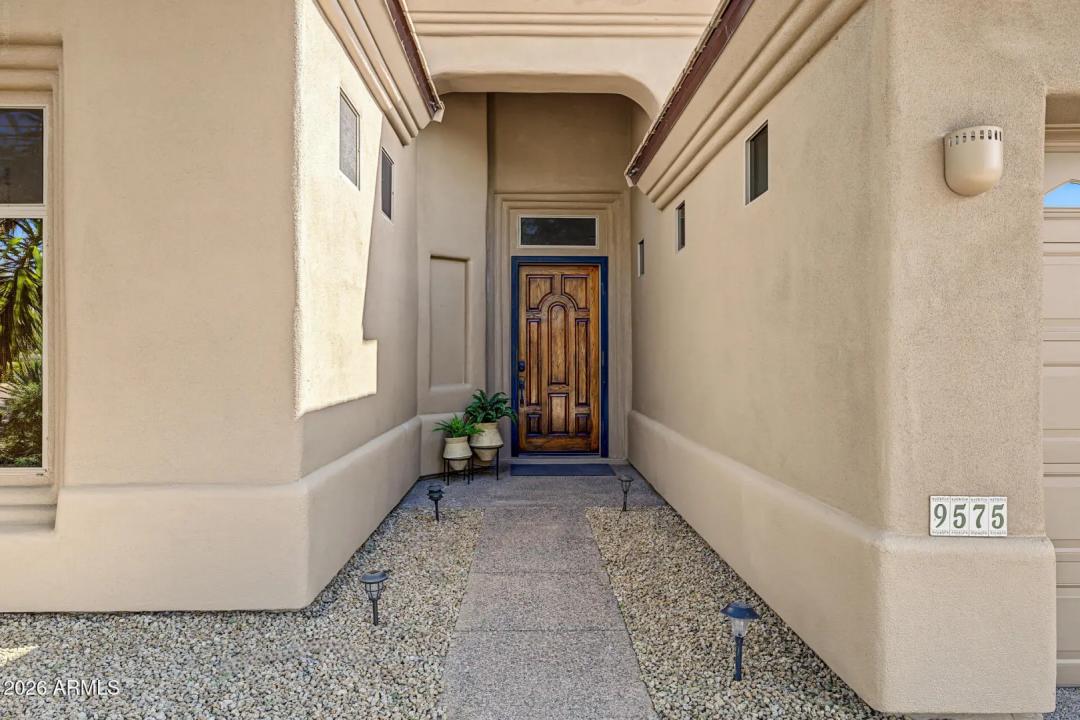 Real Estate Picture 7