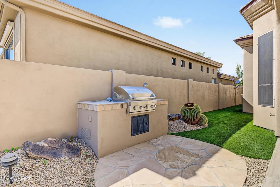 Real Estate Picture 29