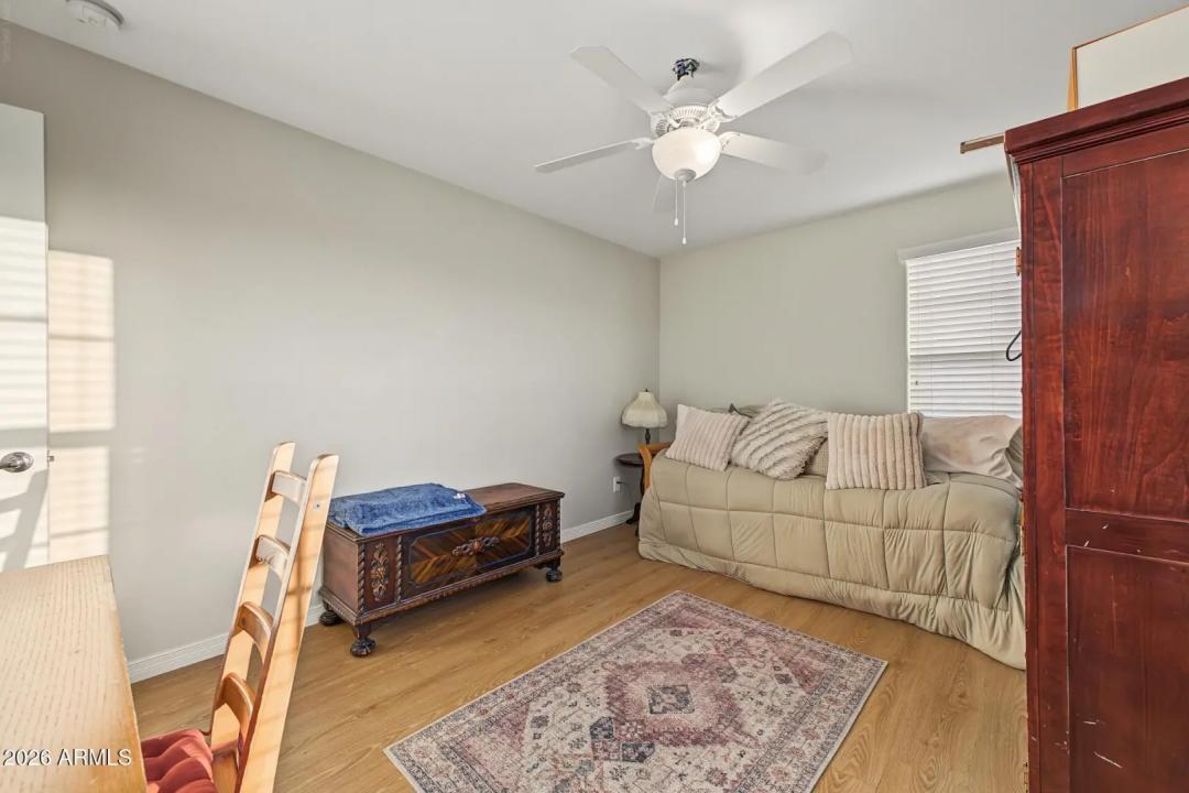 Real Estate Picture 35