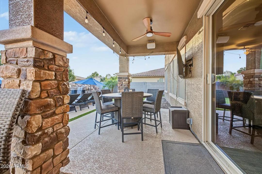 Real Estate Picture 40