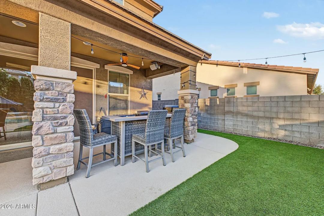 Real Estate Picture 42