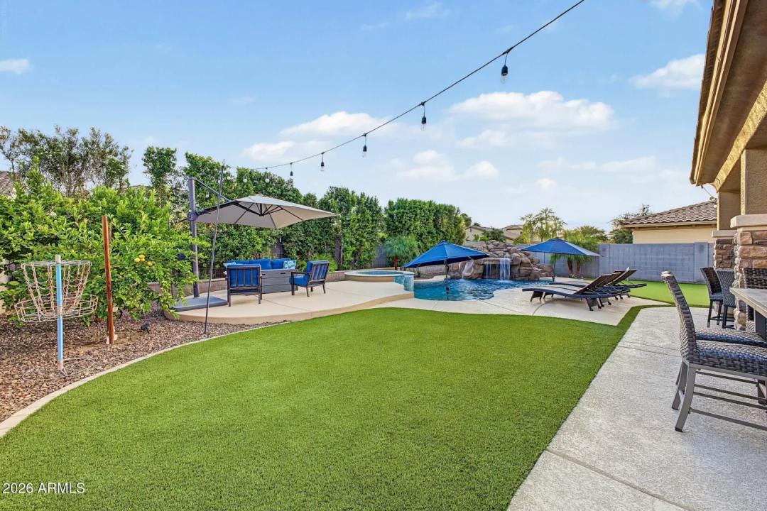 Real Estate Picture 43