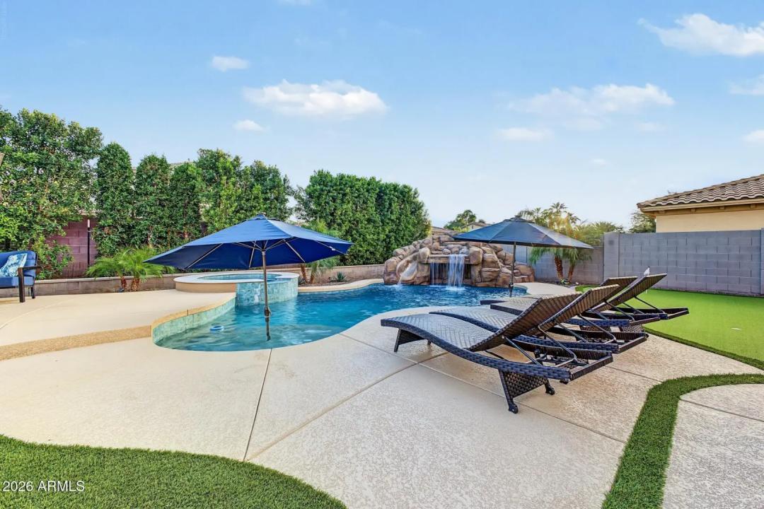 Real Estate Picture 44