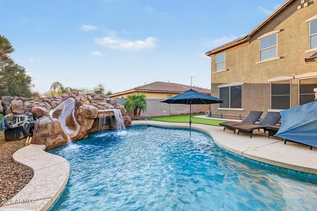 Real Estate Picture 45