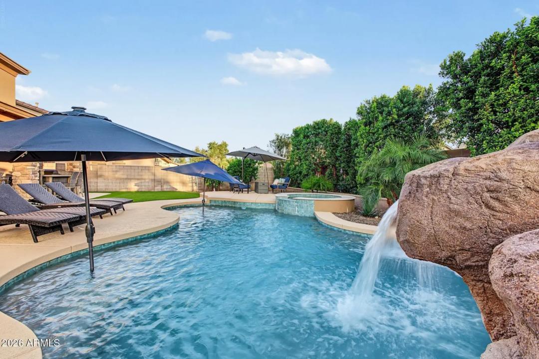 Real Estate Picture 48