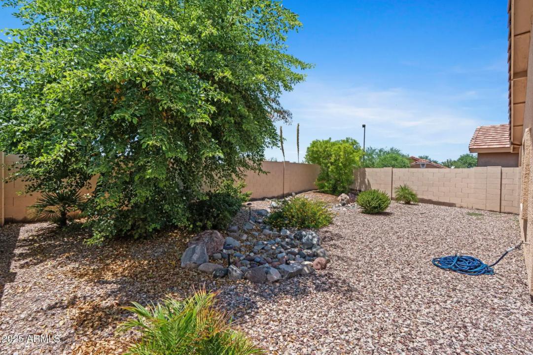 Real Estate Picture 27