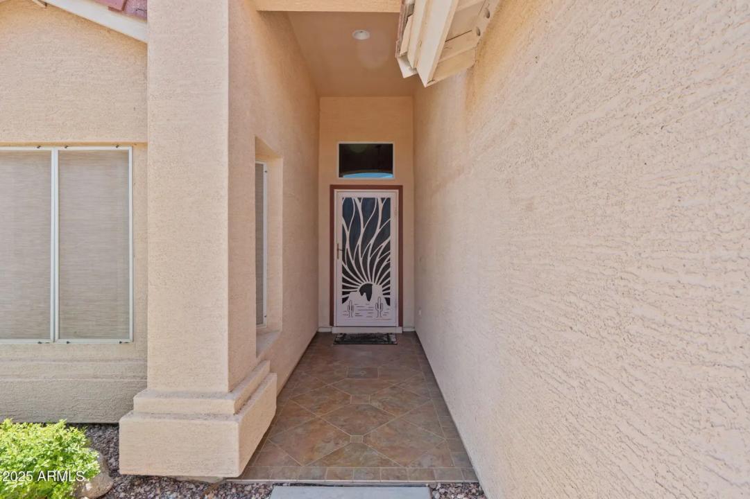 Real Estate Picture 30