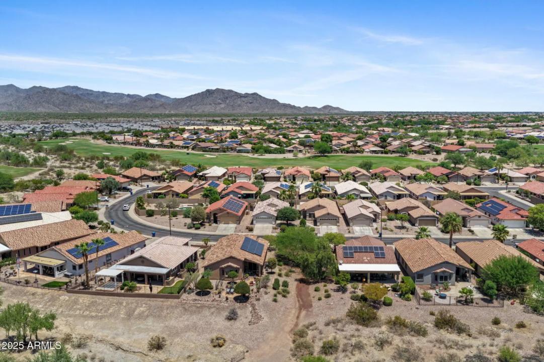 Real Estate Picture 33