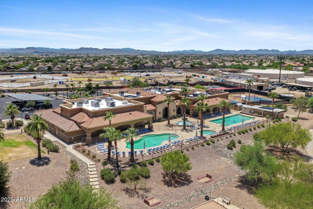 Real Estate Picture 36