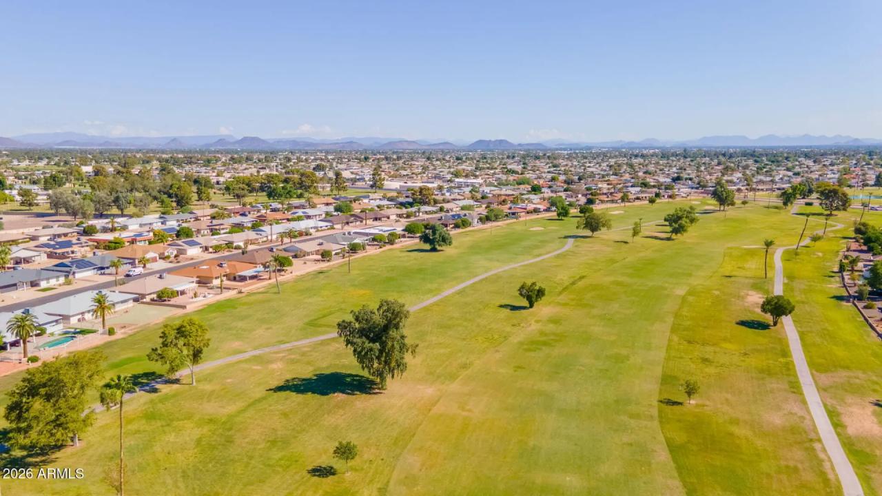 Real Estate Picture 32