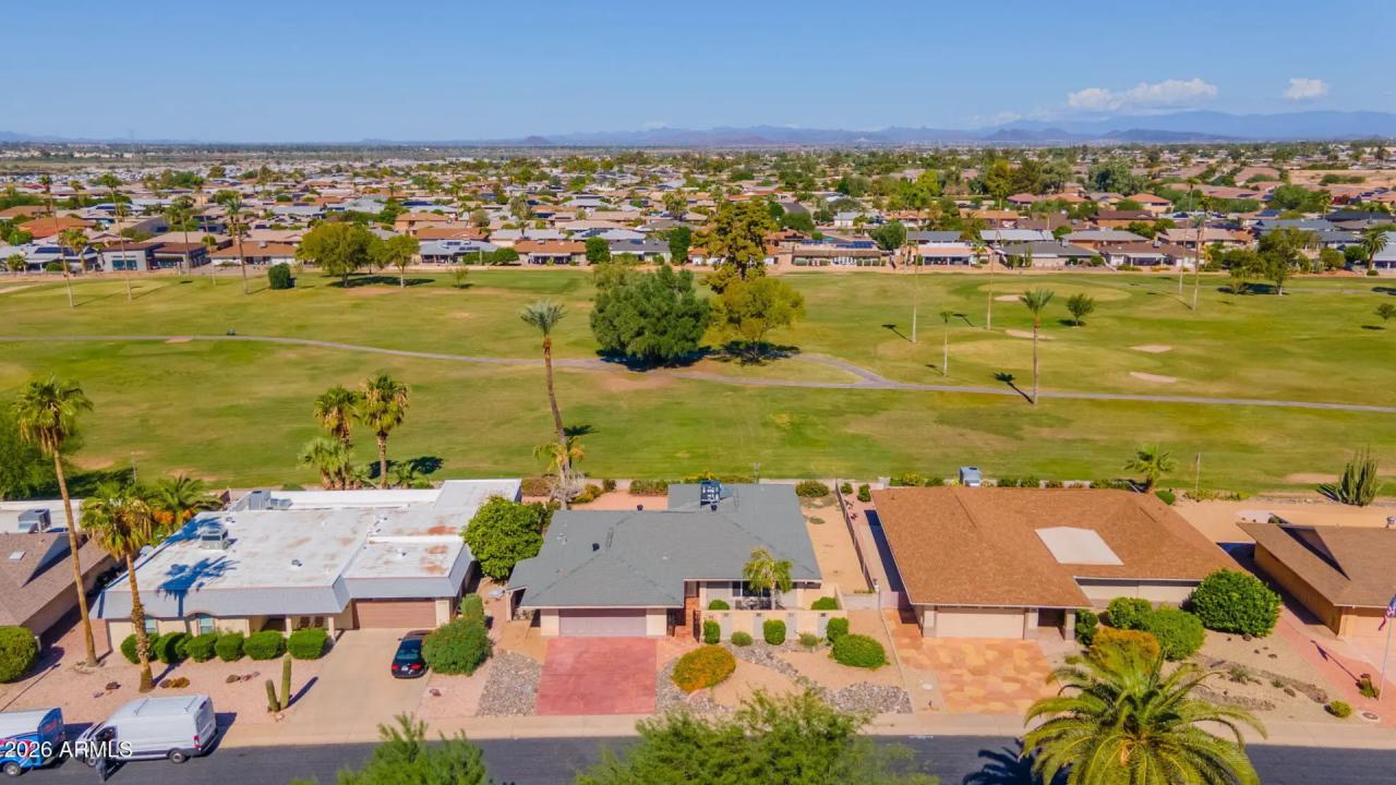 Real Estate Picture 30