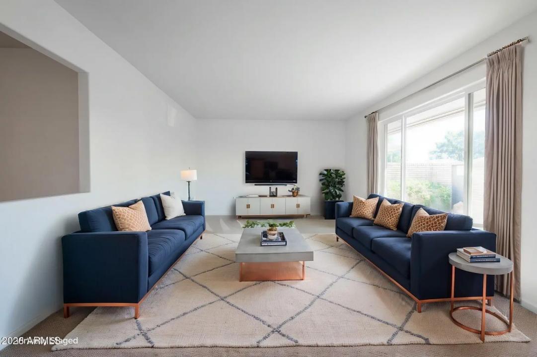 Real Estate Picture 6