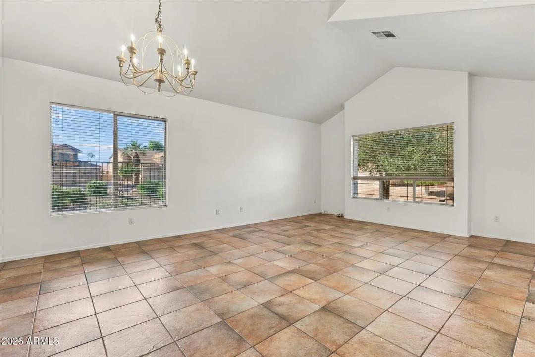 Real Estate Picture 6