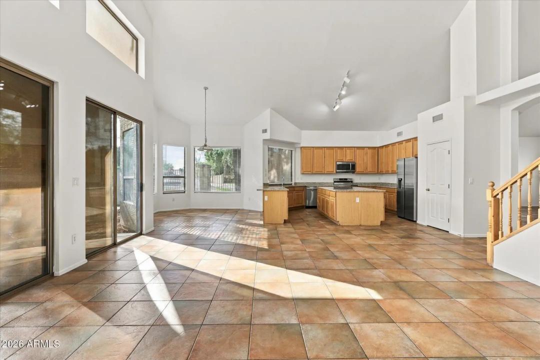 Real Estate Picture 21