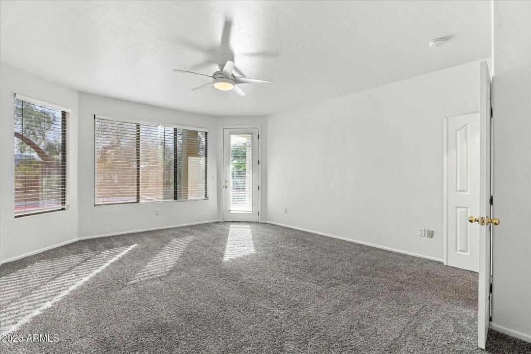 Real Estate Picture 23