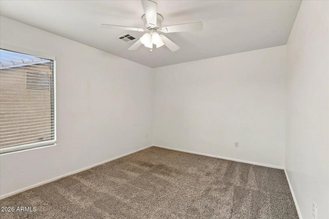 Real Estate Picture 37