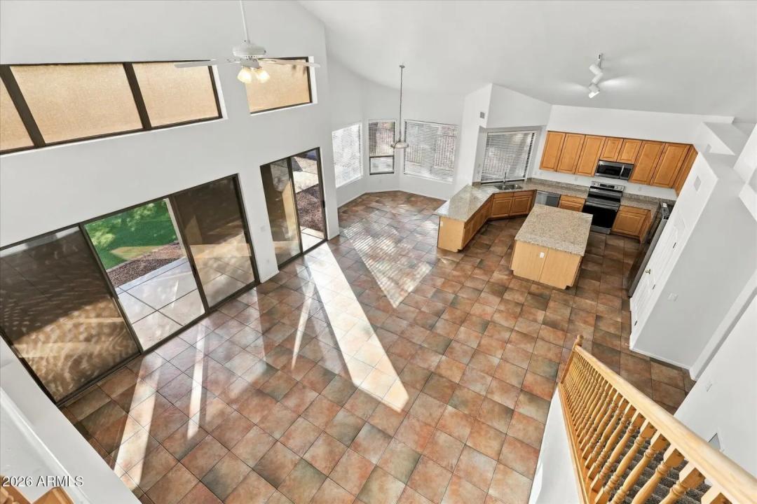 Real Estate Picture 29