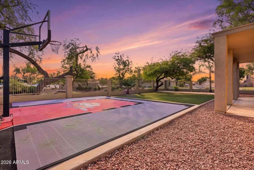 Real Estate Picture 45