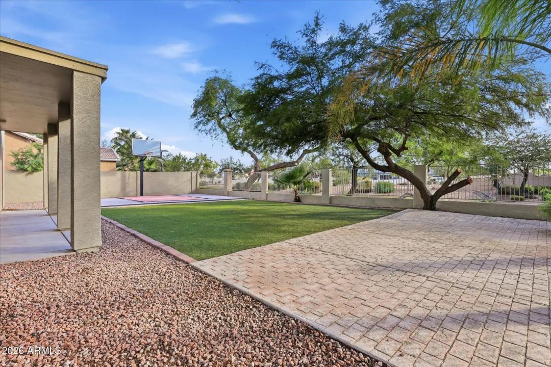 Real Estate Picture 54