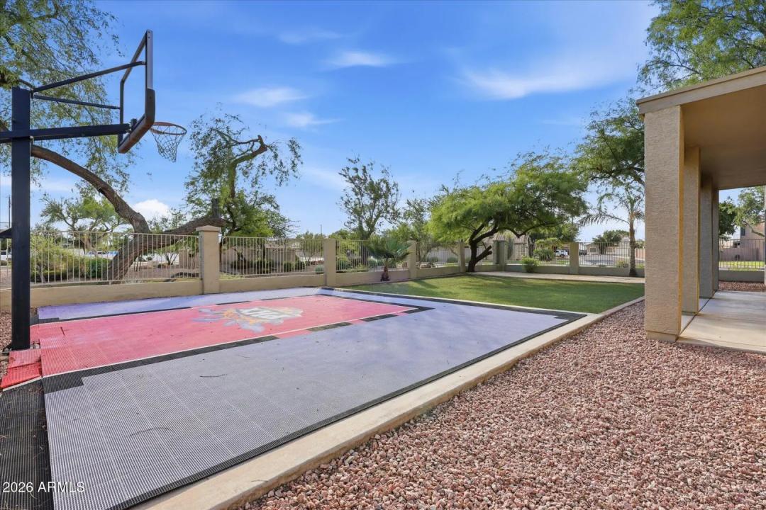 Real Estate Picture 53