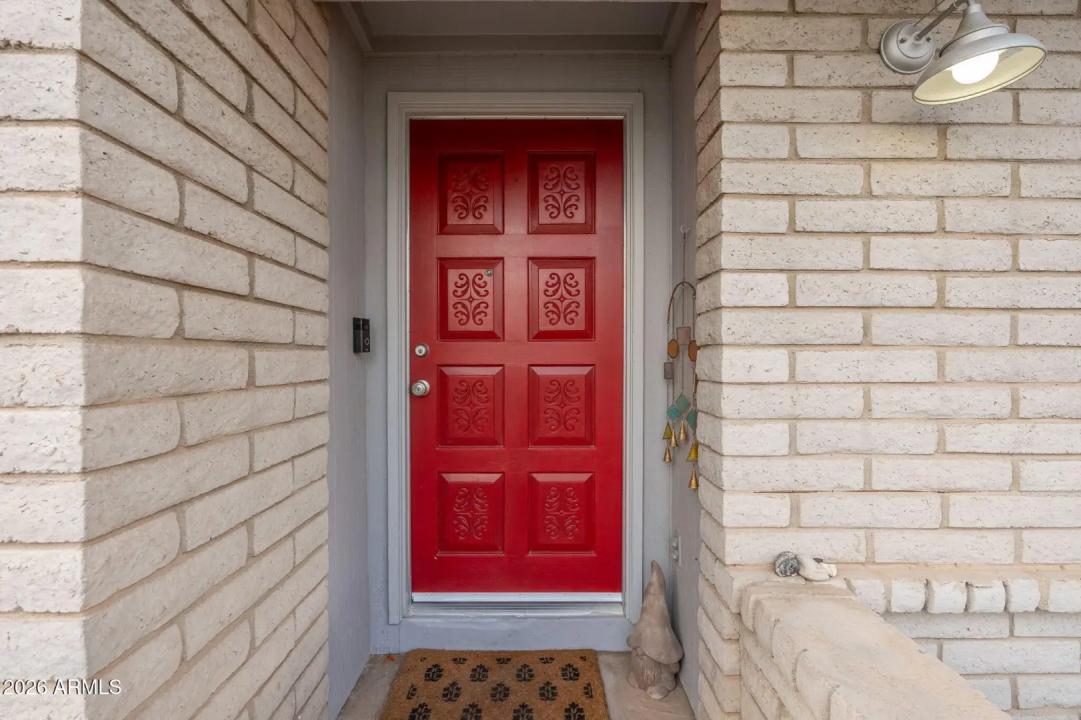 Real Estate Picture 8