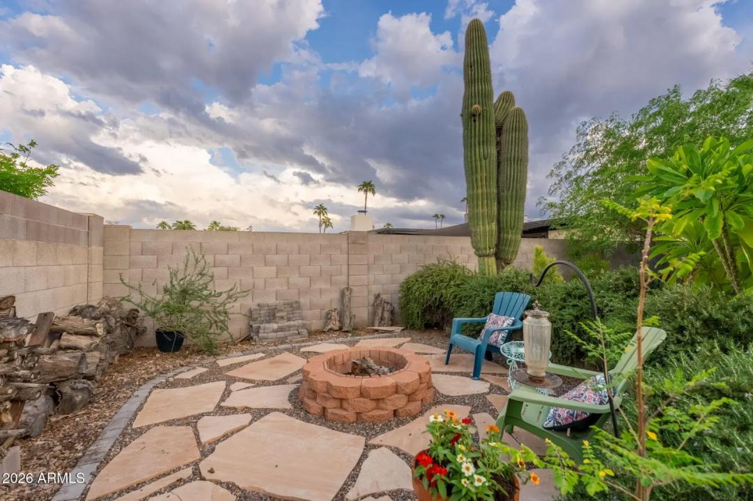 Real Estate Picture 33