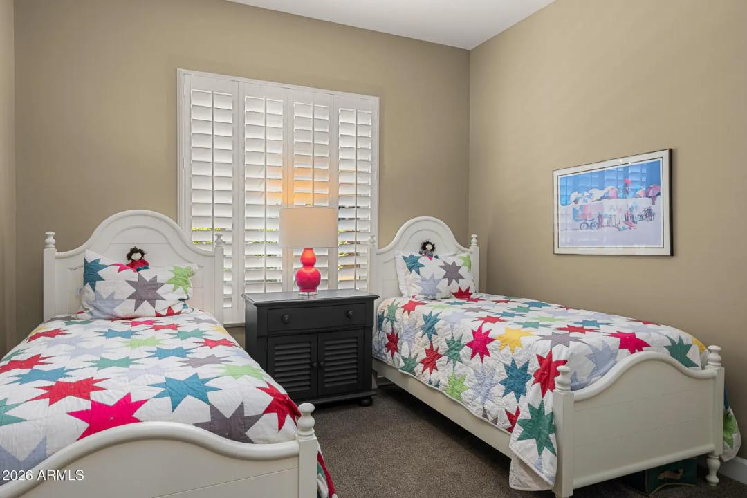 Real Estate Picture 21