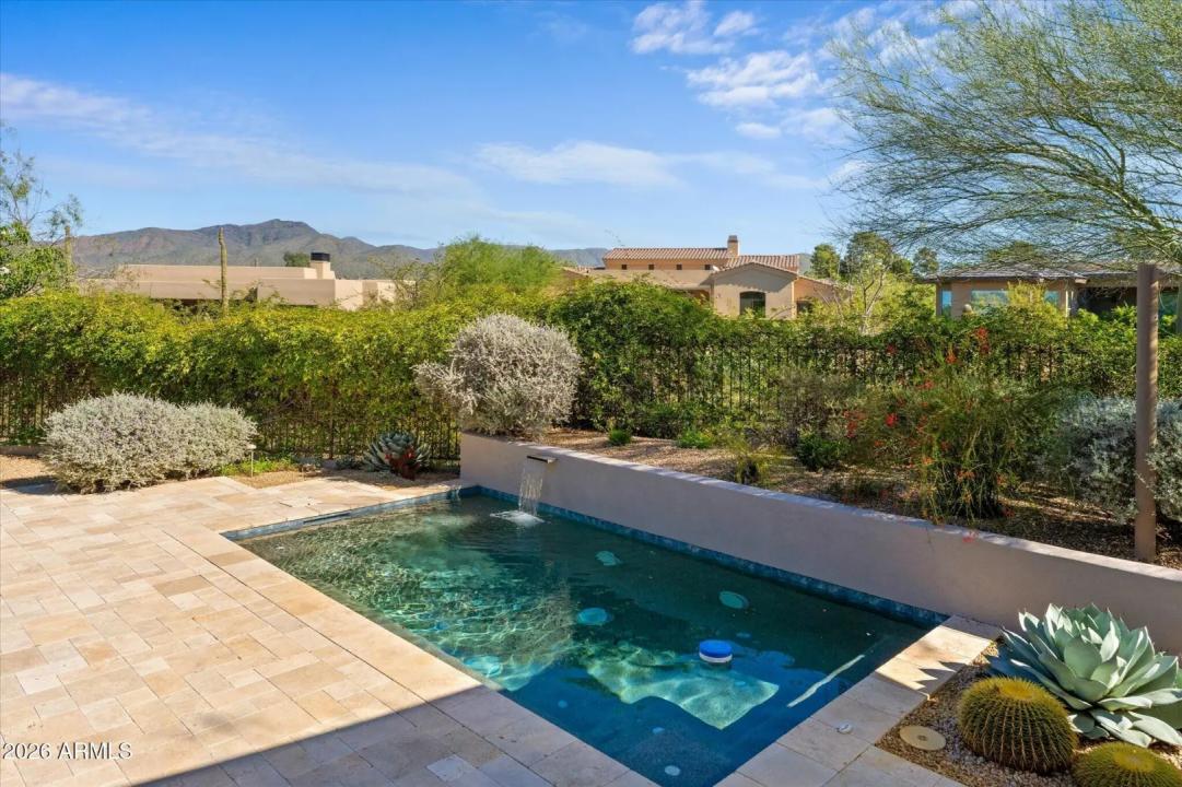 Real Estate Picture 58