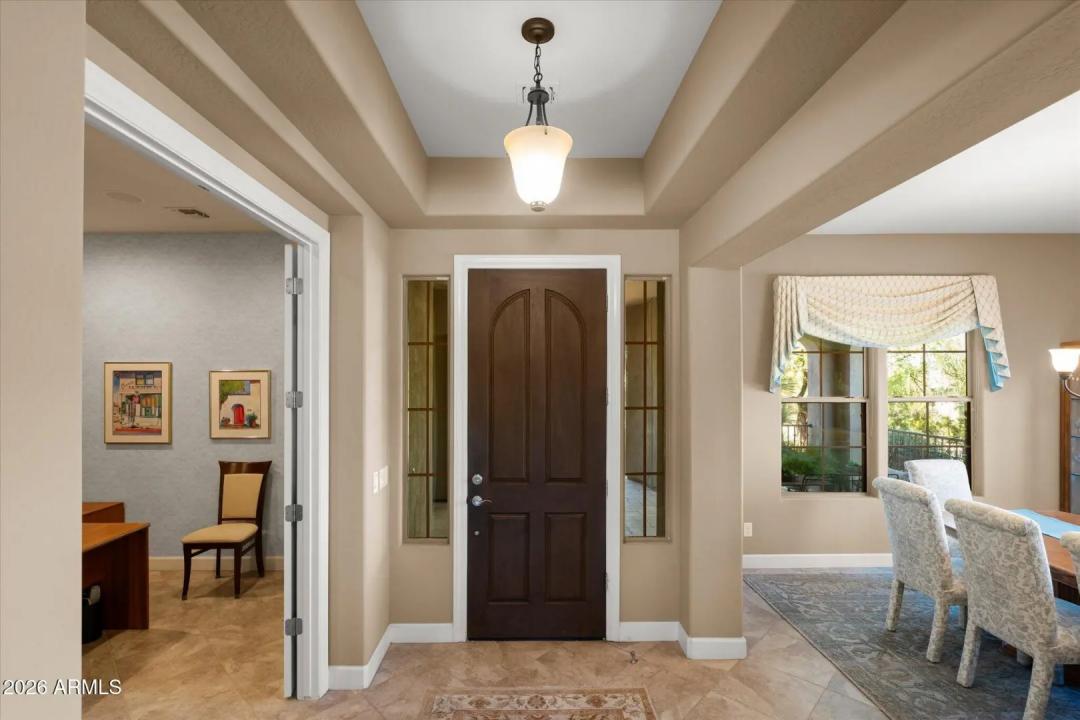 Real Estate Picture 12
