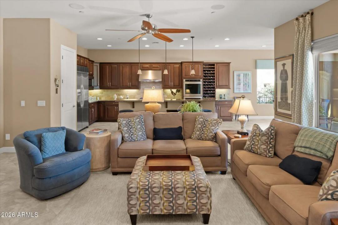 Real Estate Picture 14