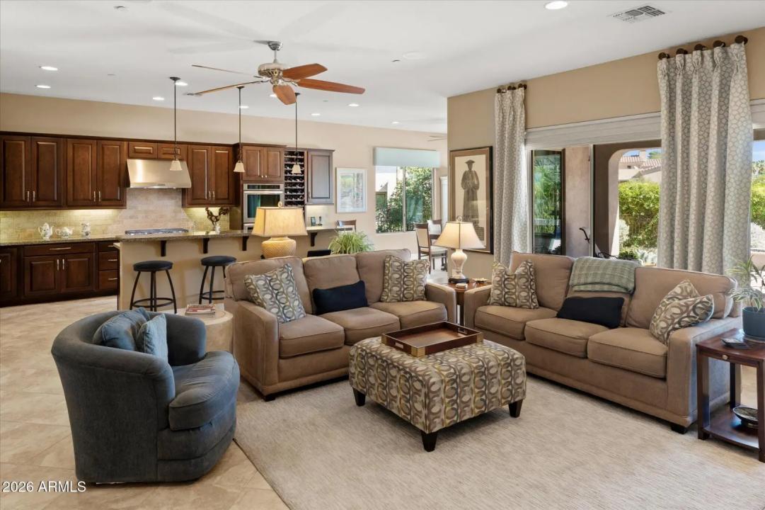 Real Estate Picture 15