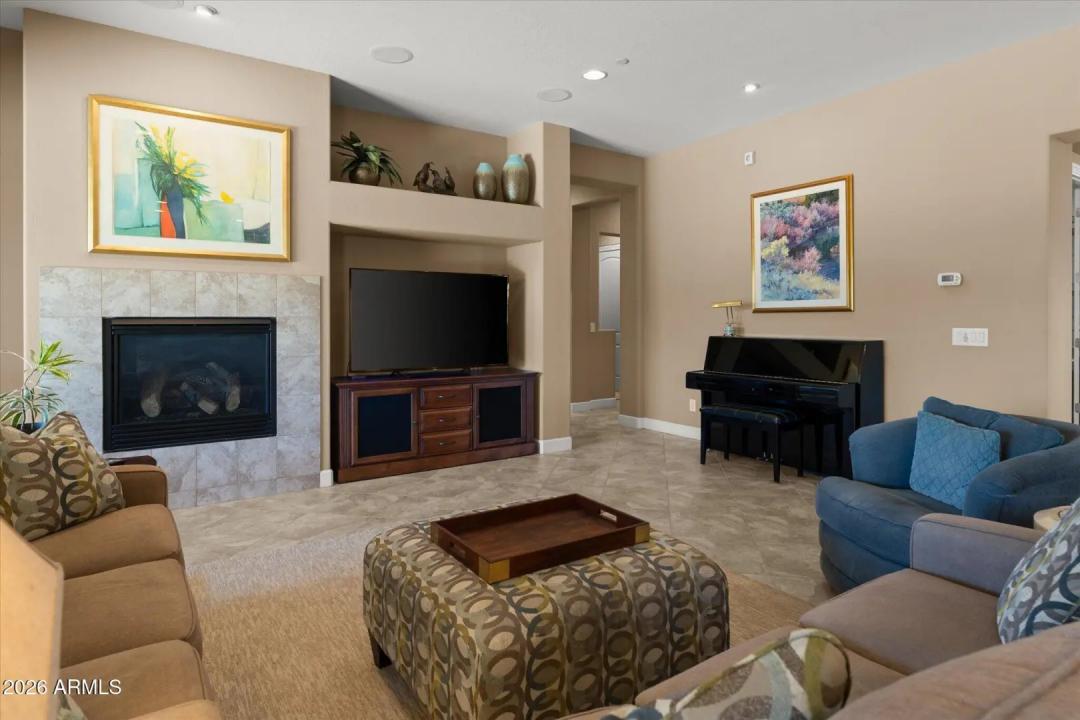 Real Estate Picture 18