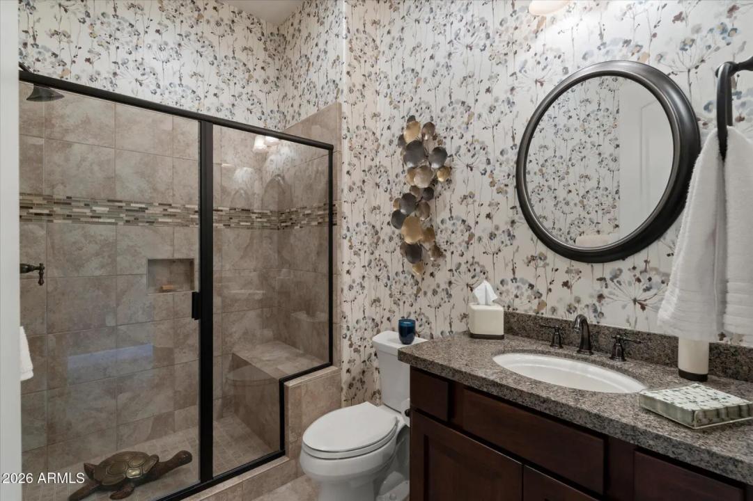 Real Estate Picture 50