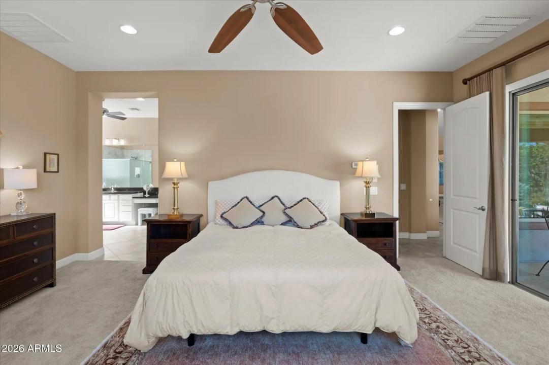 Real Estate Picture 37