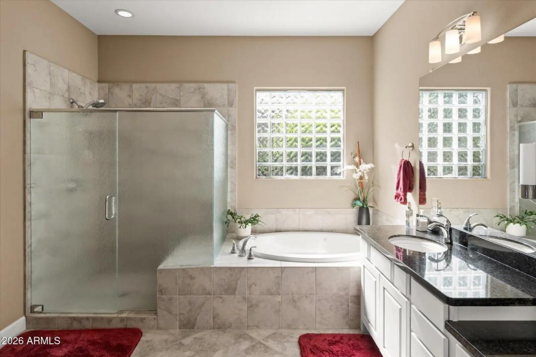 Real Estate Picture 40