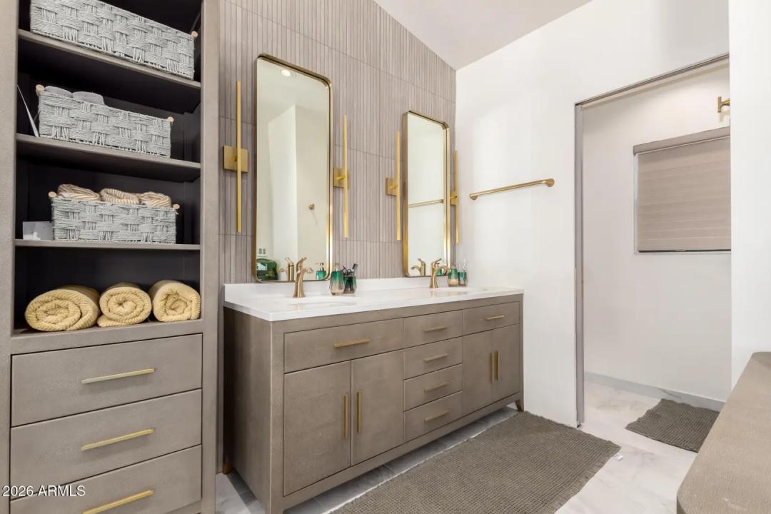 Real Estate Picture 26